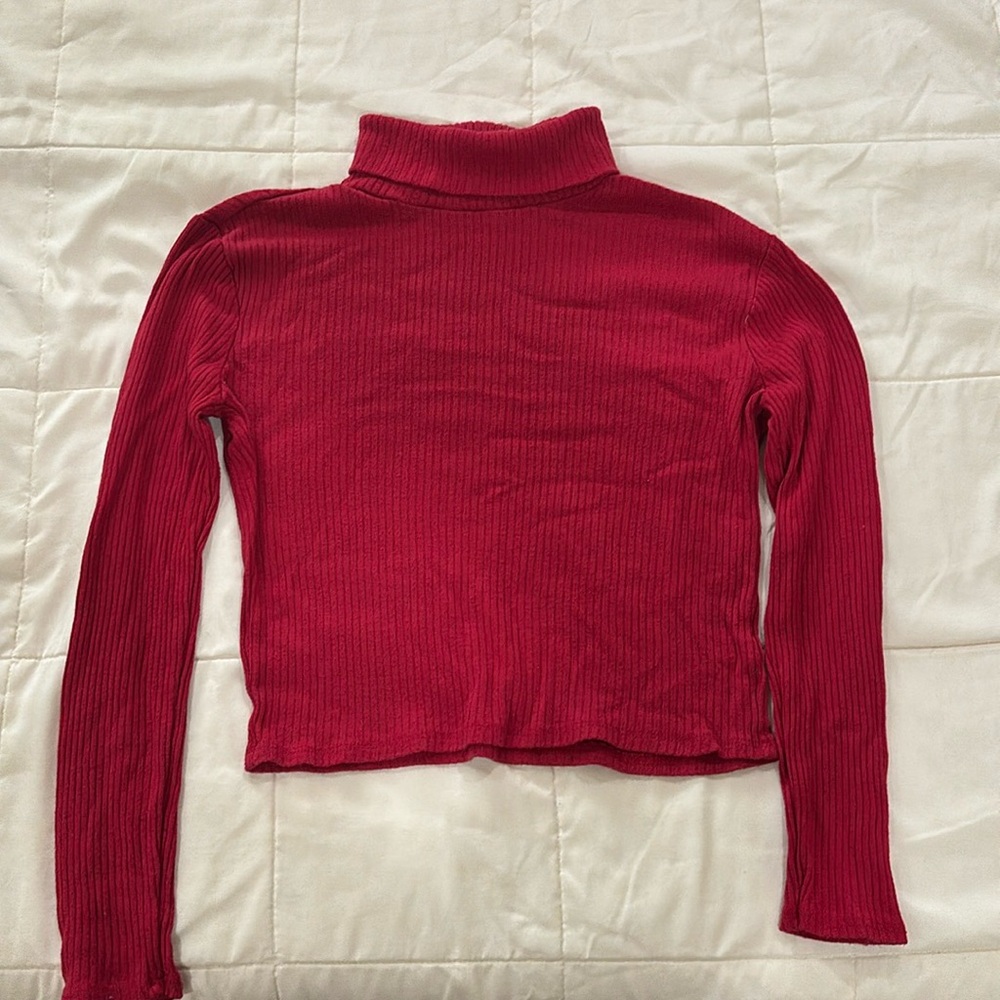 Ambiance Women’s Red Turtleneck | Size L